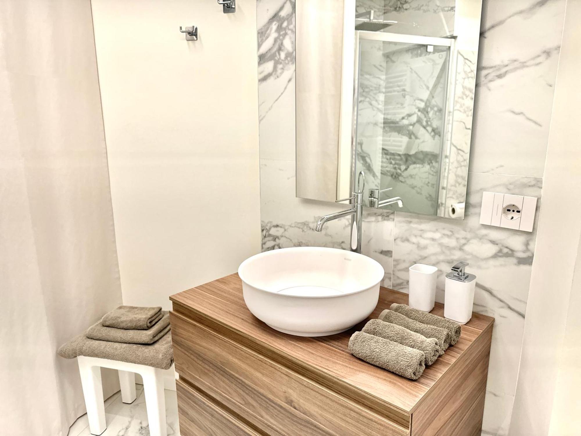 Savoy Luxury Apartment City Center Торино Екстериор снимка